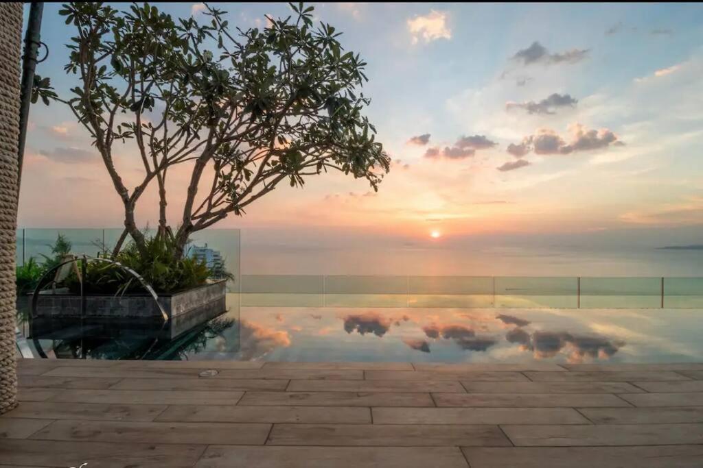 The Riviera Jomtien Leilighet Eksteriør bilde